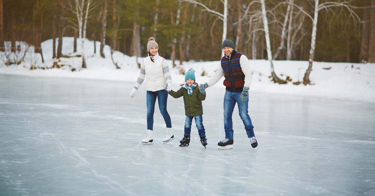 How to Choose the Perfect Backyard Rink for Your Family - Size, Style, and Board Height